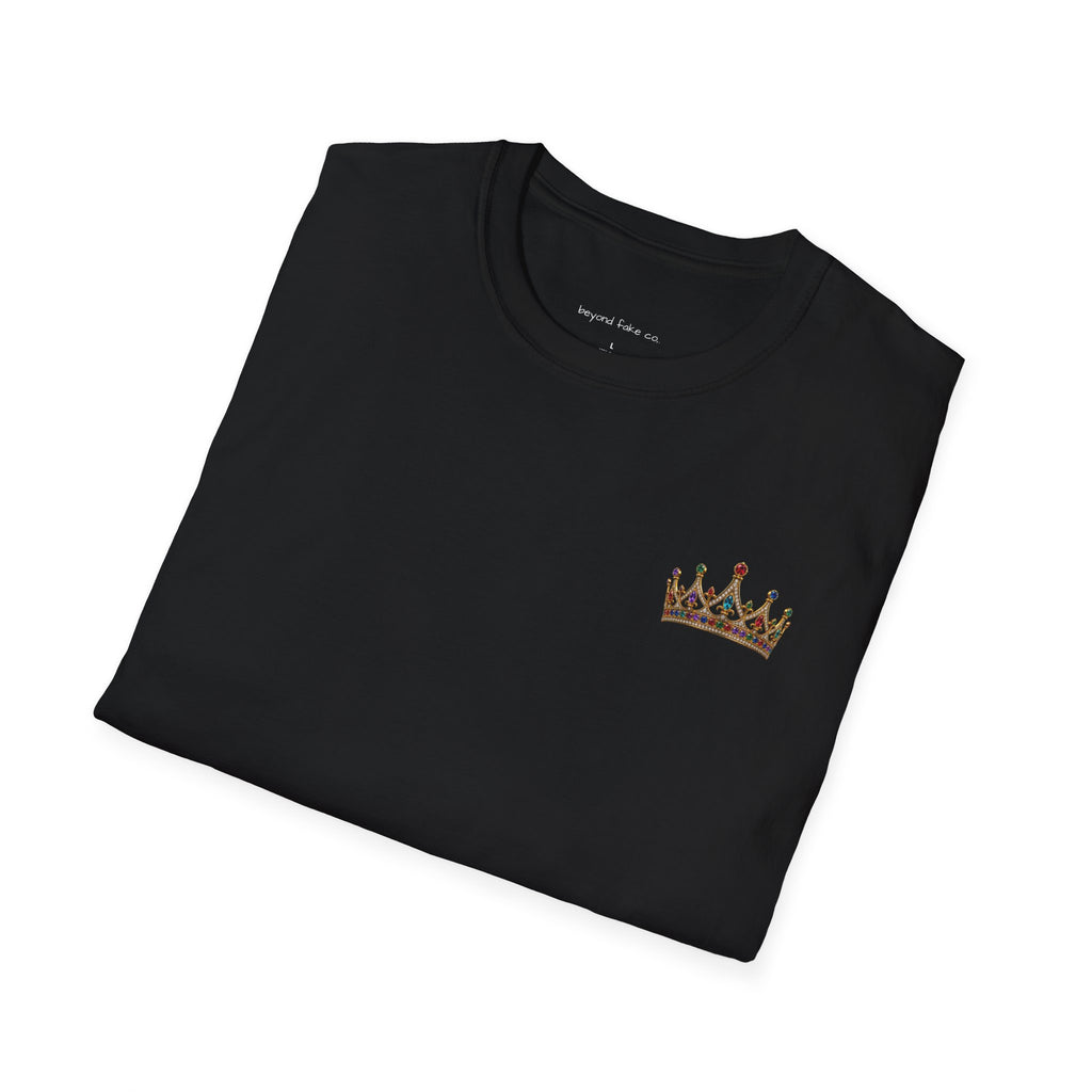 Lipstick Queen Graphic T-Shirt | Chic Women's Style
