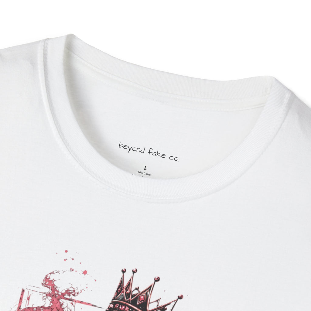 Pink Smoking Queen Graphic T-Shirt|Women's Streetwear